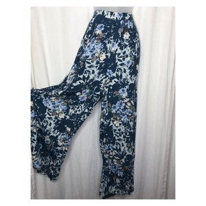 ✨ LAST CHANCE ✨ FREE PEOPLE floral wide-leg pants!